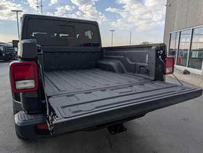 2026 Jeep Gladiator, $45221. Photo 7