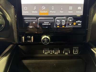 2025 RAM 1500 Crew Cab, $57000. Photo 8