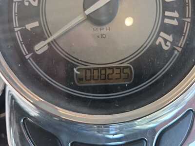 2015 Harley Davidson Road Glide, $15000. Photo 6