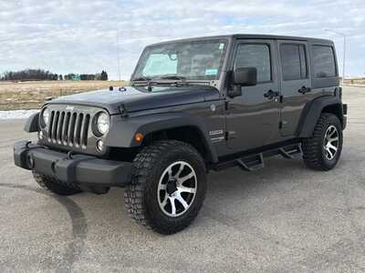 2018 Jeep Wrangler, $15000. Photo 2