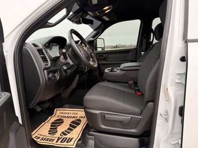 2026 RAM 2500 Crew Cab, $65000. Photo 4