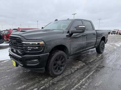 2025 RAM 2500 Crew Cab, $64000. Photo 3