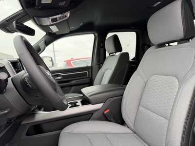 2025 RAM 1500 Ext Cab, $42000. Photo 4