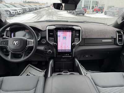 2025 RAM 1500 Ext Cab, $42000. Photo 5