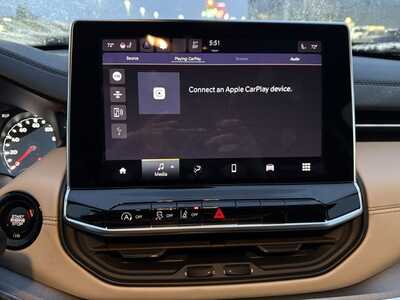 2022 Jeep Compass, $24000. Photo 10