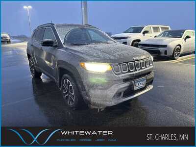 2022 Jeep Compass, $24000. Photo 1
