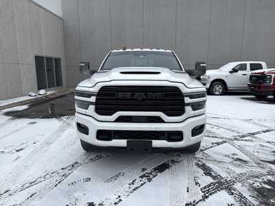 2025 RAM 3500 Crew Cab, $76000. Photo 6