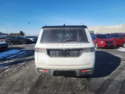 2023 Jeep Grand Wagoneer, $51000. Photo 3