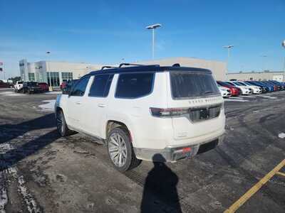 2023 Jeep Grand Wagoneer, $51000. Photo 4