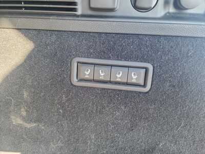 2023 Jeep Grand Wagoneer, $51000. Photo 9