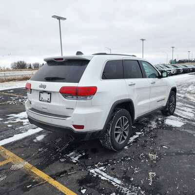 2019 Jeep Grand Cherokee, $20000. Photo 2
