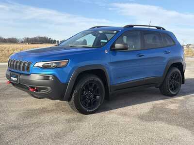 2020 Jeep Cherokee, $21500. Photo 2