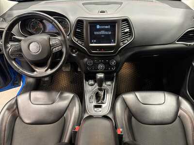 2020 Jeep Cherokee, $21500. Photo 4