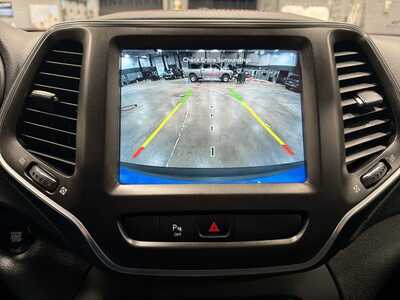 2020 Jeep Cherokee, $21500. Photo 9