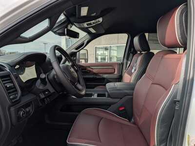 2026 RAM 3500 Crew Cab, $93073. Photo 5