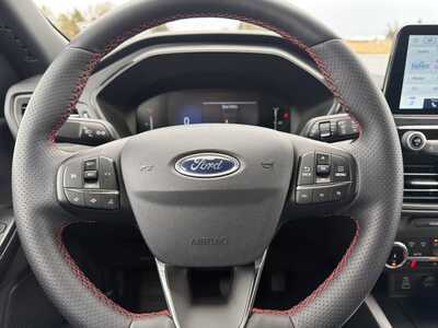 2025 Ford Escape, $23900. Photo 12
