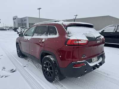 2015 Jeep Cherokee, $19990. Photo 5