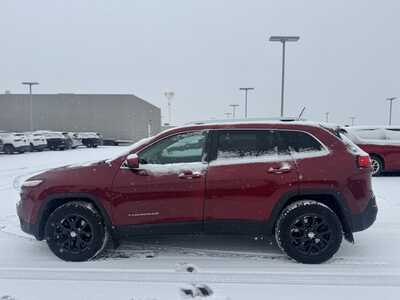 2015 Jeep Cherokee, $19990. Photo 6