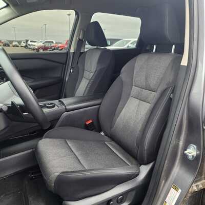 2024 Nissan Rogue, $23000. Photo 10