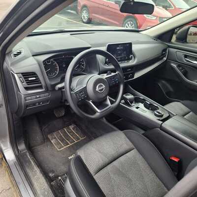 2024 Nissan Rogue, $23000. Photo 11