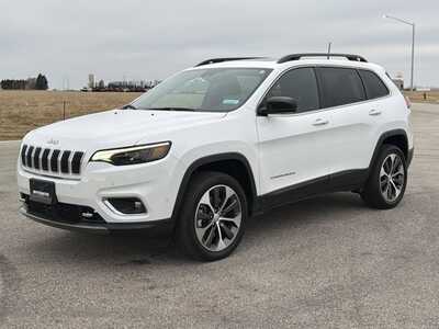 2022 Jeep Cherokee, $19500. Photo 2
