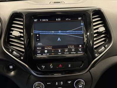 2022 Jeep Cherokee, $19500. Photo 7