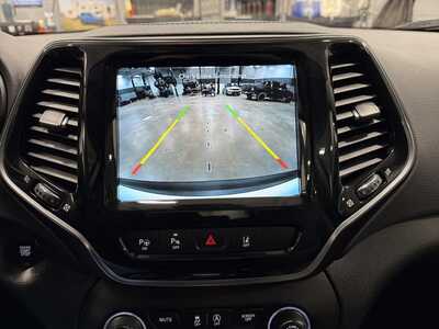 2022 Jeep Cherokee, $19500. Photo 8