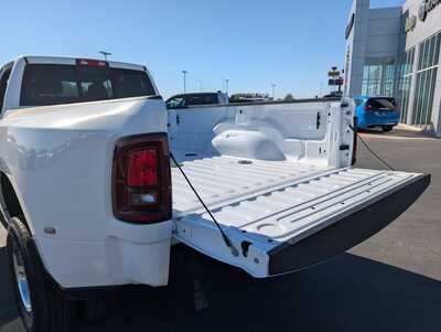 2026 RAM 3500 Crew Cab, $65243. Photo 7
