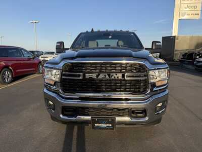 2024 RAM 2500 Crew Cab, $47000. Photo 2
