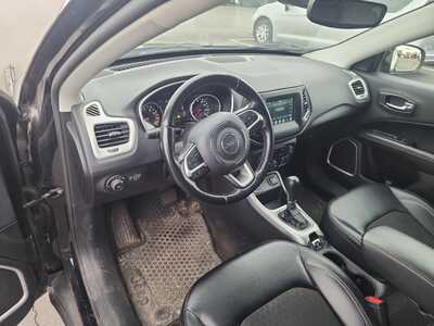 2020 Jeep Compass, $16000. Photo 11