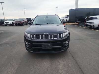 2020 Jeep Compass, $16000. Photo 6