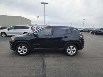 2020 Jeep Compass, $16000. Photo 7