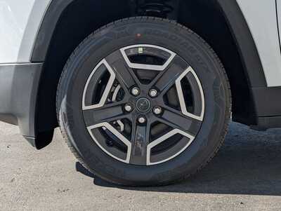 2026 Jeep Cherokee, $36508. Photo 4