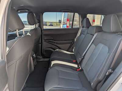 2026 Jeep Cherokee, $36508. Photo 6