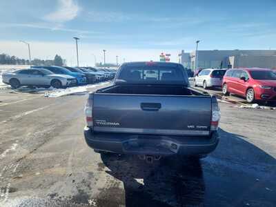 2010 Toyota Tacoma, $0. Photo 3