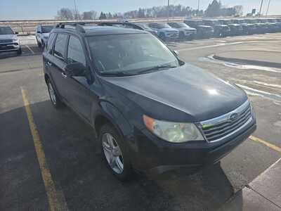 2010 Subaru Forester, $7000. Photo 3