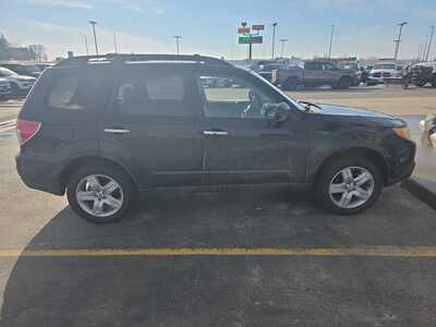 2010 Subaru Forester, $7000. Photo 4