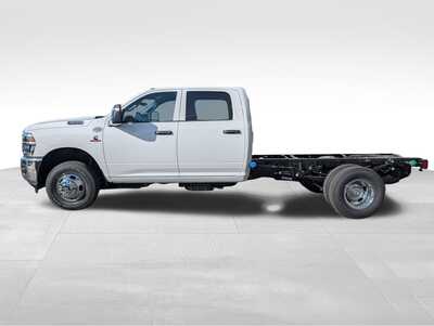 2026 RAM 3500 Crew Cab, $65078. Photo 3