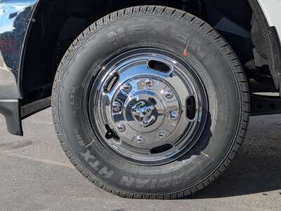 2026 RAM 3500 Crew Cab, $65078. Photo 4