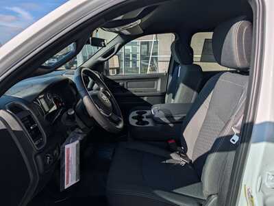 2026 RAM 3500 Crew Cab, $65078. Photo 5