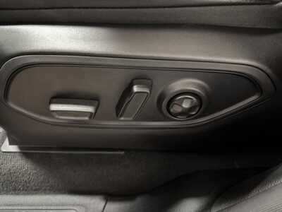 2024 Jeep Grand Cherokee, $35600. Photo 7