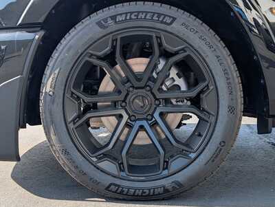 2026 RAM 1500 Crew Cab, $91768. Photo 4
