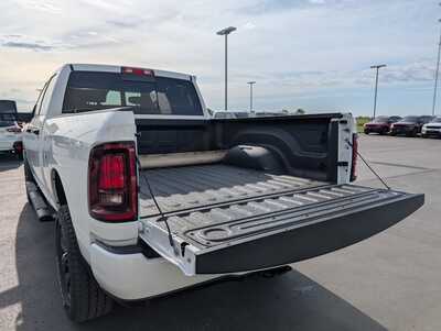 2026 RAM 2500 Crew Cab, $55608. Photo 7