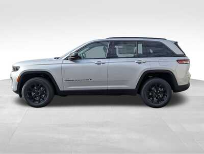 2026 Jeep Grand Cherokee, $42783. Photo 3