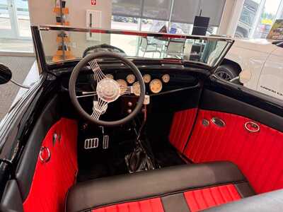 1932 Ford , $89000. Photo 5