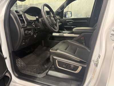 2025 RAM 1500 Crew Cab, $43900. Photo 3