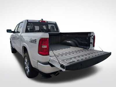 2026 RAM 1500 Crew Cab, $61447. Photo 7
