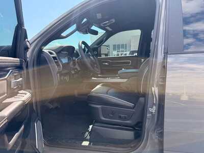 2026 RAM 2500 Crew Cab, $70000. Photo 10