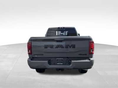 2026 RAM 2500 Crew Cab, $70000. Photo 3