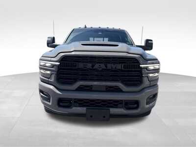 2026 RAM 3500 Crew Cab, $85000. Photo 2